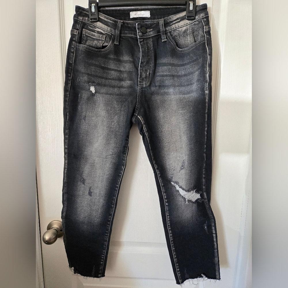 KanCan Size 29 Kurvy Skinny Ankle Jeans *Previously Hemmed*